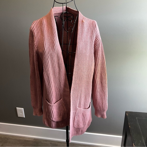 Madewell Sweaters - Madewell Pink Chunky Knit Cardigan Sweater